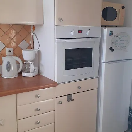 Appartement Bas De Villa, Vue *