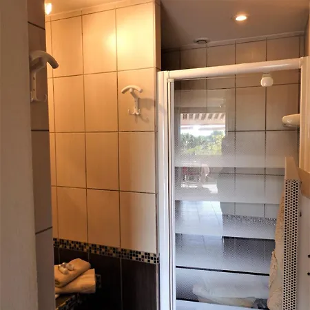 Bas De Villa, Vue Appartement *