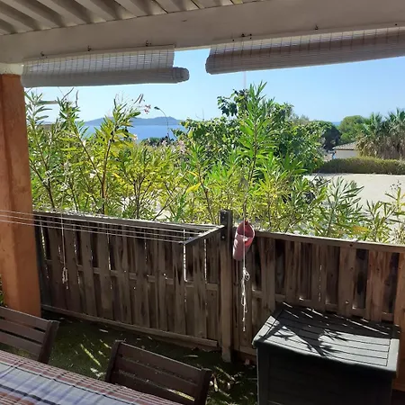 Appartement Bas De Villa, Vue *